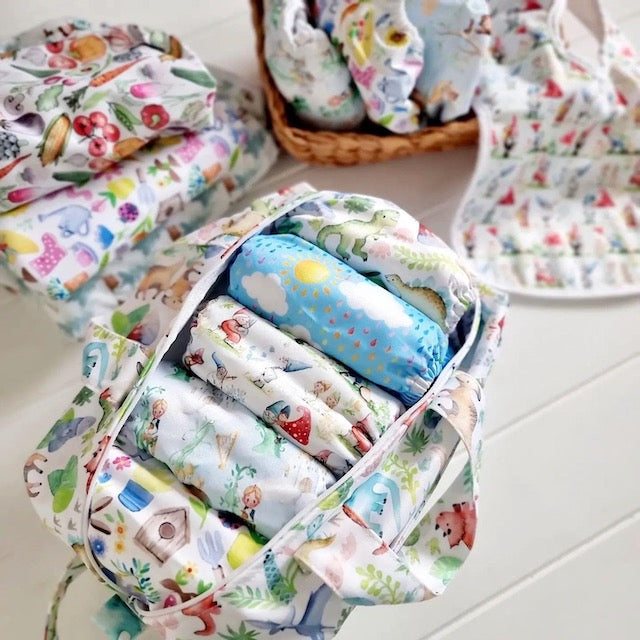 Choosing between modern cloth nappies and disposable nappies